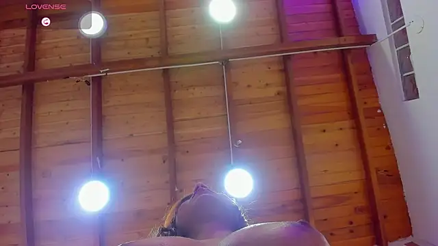 ashley  foxx  online show from 01-18-25, 05:15