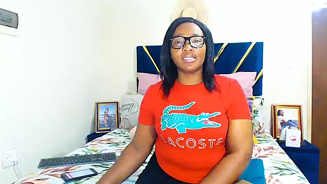 veronica1xxx online show from 10-05-25, 07:23