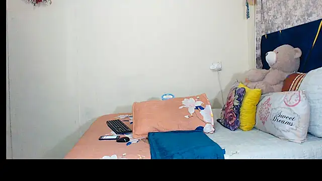 veronica1xxx online show from 06-17-26, 11:05