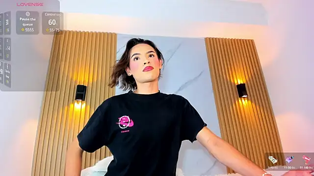 Snapshot of miss_Ari chatting on 01-28-25, 07:21 miss Ari online show from 01-28-25, 07:21