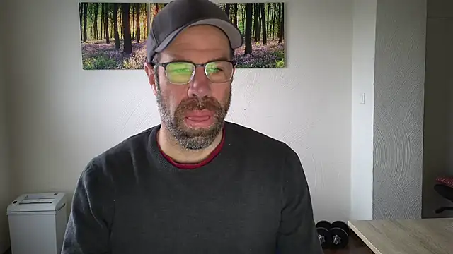 Harry Boldt online show from 10-24-25, 08:55