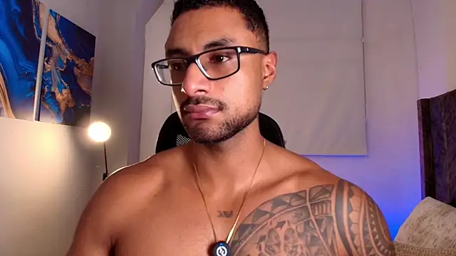 LiamGarcia1 online show from 05-07-26, 02:28