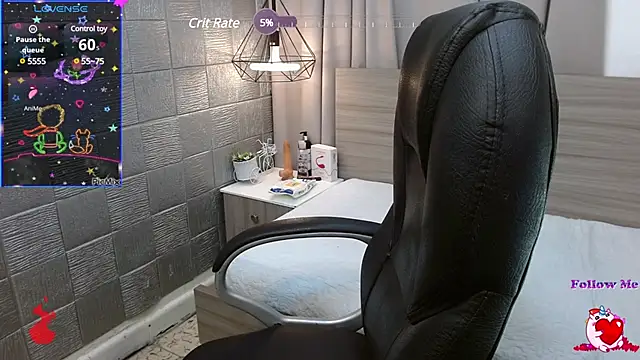 loistwink  online show from 12-31-24, 06:37