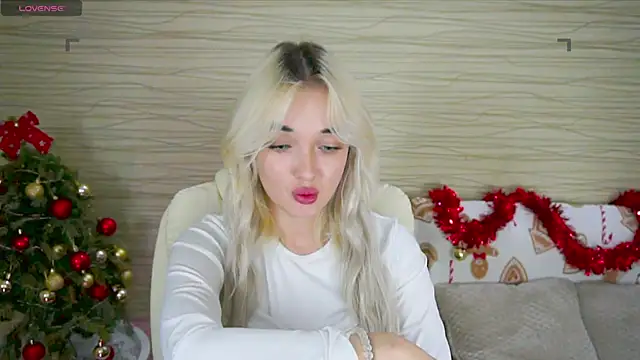 Ashley S online show from 12-18-24, 03:15