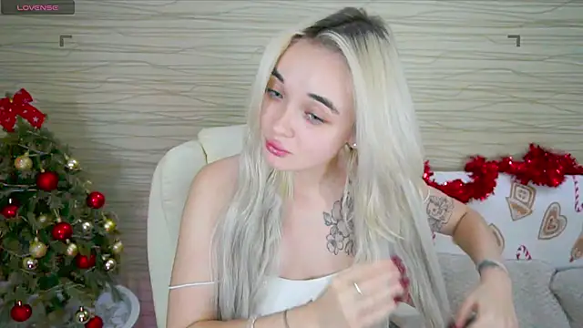 Ashley S online show from 12-20-24, 02:19