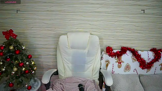 Ashley S online show from 12-21-24, 02:19