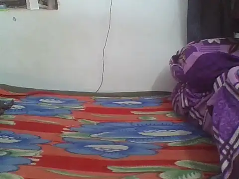 AuntyLover BhabhiLover  online show from 02-10-26, 11:58