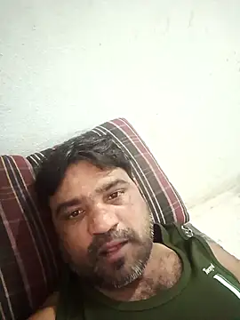 Snapshot of pintuS40 chatting on 10-12-25, 04:55 pintuS40 online show from 10-12-25, 04:55