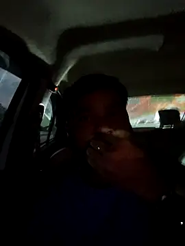 Snapshot of pintuS40 chatting on 10-13-25, 01:00 pintuS40 online show from 10-13-25, 01:00