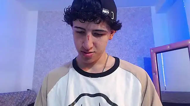 Kerverr  online show from 02-15-25, 01:49