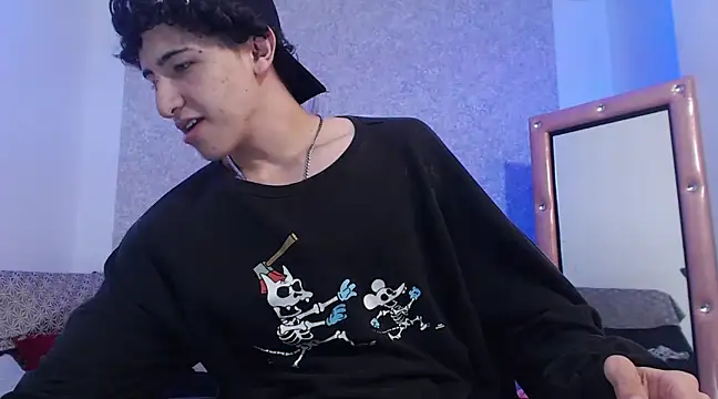 Kerverr  online show from 02-17-25, 04:48