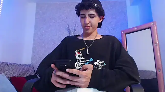 Kerverr  online show from 02-18-25, 11:41