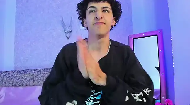 Kerverr  online show from 03-06-25, 04:07