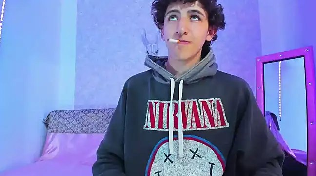 Kerverr  online show from 03-07-25, 09:59