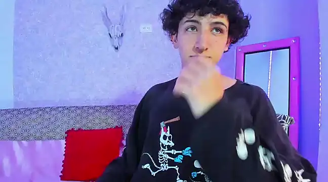 Kerverr  online show from 03-13-25, 03:17