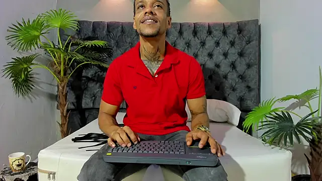 Salomon koude online show from 05-05-26, 02:47