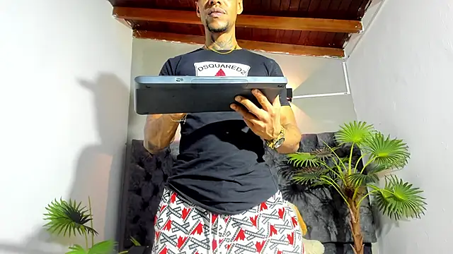 Salomon koude online show from 06-23-26, 04:21