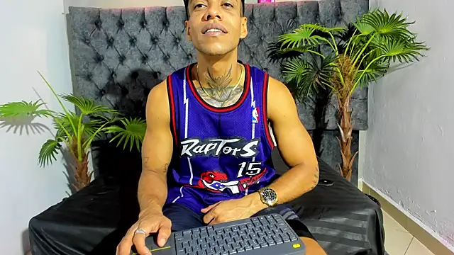 Salomon koude online show from 06-25-26, 12:31