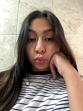 Im sophia1 online show from 10-30-25, 07:47