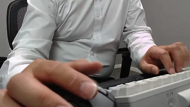 nimirole online show from 10-29-25, 03:14