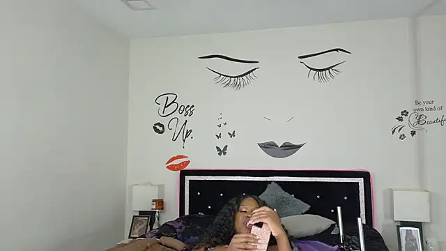 chocolatefantasyxxox online show from 01-06-25, 03:09