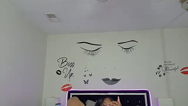 chocolatefantasyxxox online show from 02-05-25, 01:47