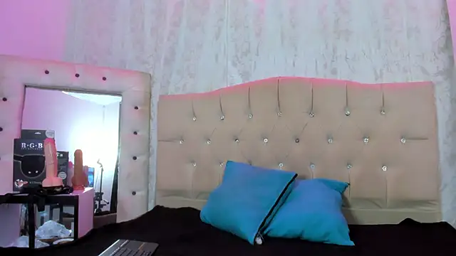 nova sex01 online show from 11-18-25, 04:50