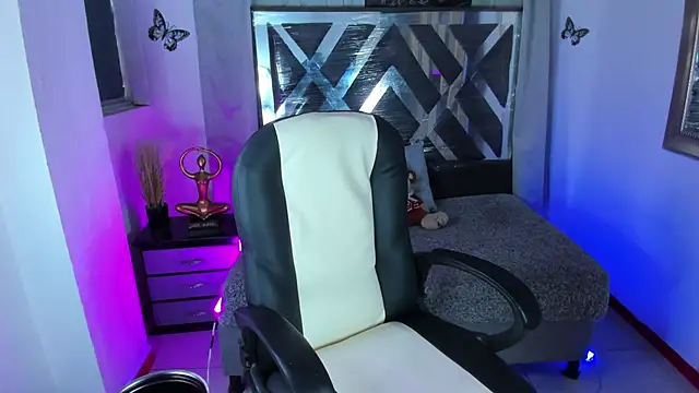 nova sex01 online show from 06-18-26, 09:08