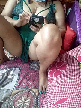 tina8th online show from 12-30-24, 11:06