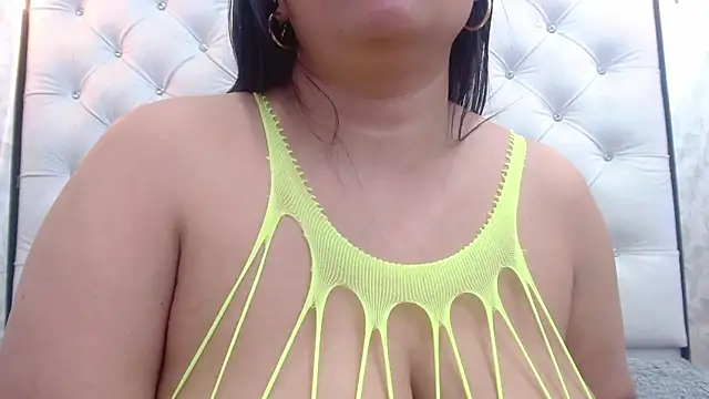 NahomiFireSex online show from 01-10-25, 06:20
