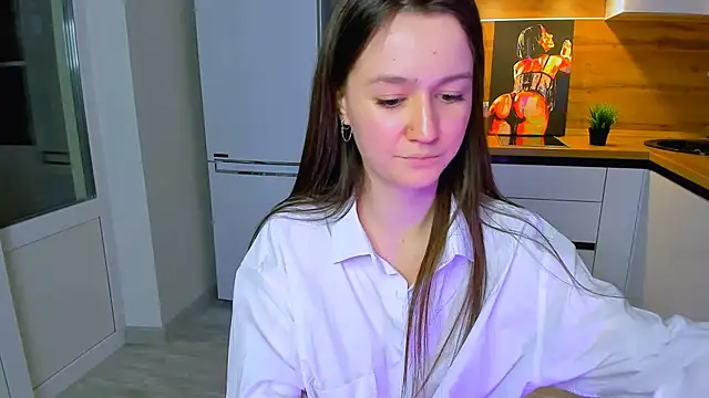 Snapshot of ameli_moon chatting on 03-15-25, 04:43 ameli moon online show from 03-15-25, 04:43