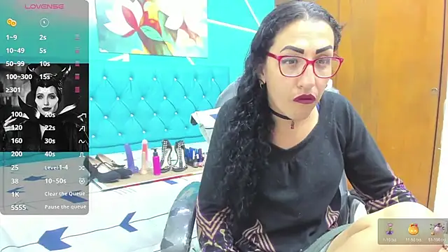 sabrina dupont online show from 10-28-25, 01:25