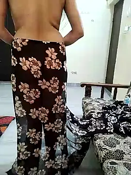 Snapshot of Fair-magic-woman chatting on 03-07-26, 11:40 Fair-magic-woman online show from 03-07-26, 11:40