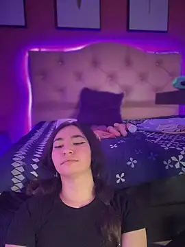 Sophie LS online show from 01-21-25, 05:16