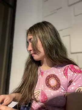 Sophie LS online show from 02-22-25, 03:01