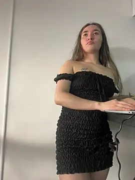 Sophie LS online show from 03-10-25, 09:07