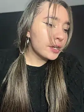 Sophie LS online show from 03-17-25, 07:24