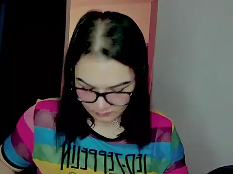 Babe-sofi online show from 06-29-26, 07:36