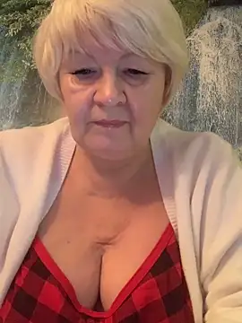 Snapshot of Laura_Millf chatting on 12-31-24, 06:57 Laura Millf online show from 12-31-24, 06:57