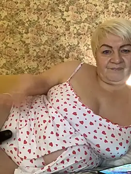 Snapshot of Laura_Millf chatting on 01-24-25, 05:53 Laura Millf online show from 01-24-25, 05:53