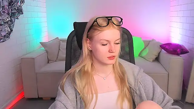 GraceGlamour online show from 02-10-25, 05:14