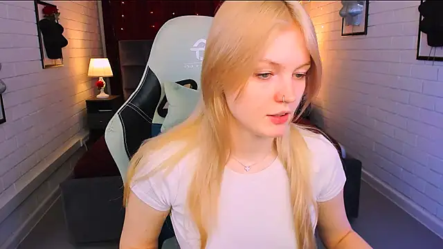 GraceGlamour online show from 02-25-25, 08:14