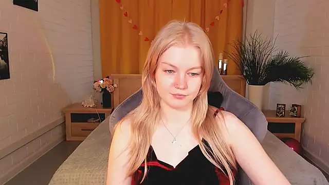 GraceGlamour online show from 03-08-25, 05:17