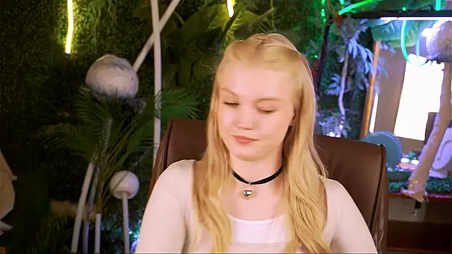 GraceGlamour online show from 03-17-25, 08:29