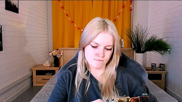 GraceGlamour online show from 03-21-25, 11:22