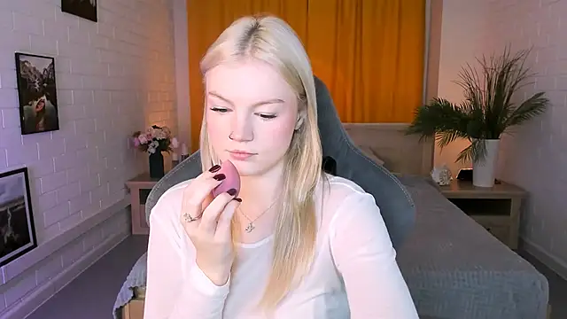 GraceGlamour online show from 10-10-25, 05:06