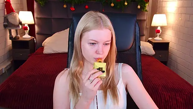 GraceGlamour online show from 12-19-25, 05:14