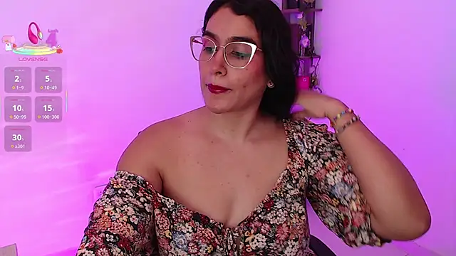 Snapshot of isabella_aristi03 chatting on 09-20-25, 03:18 isabella aristi03 online show from 09-20-25, 03:18