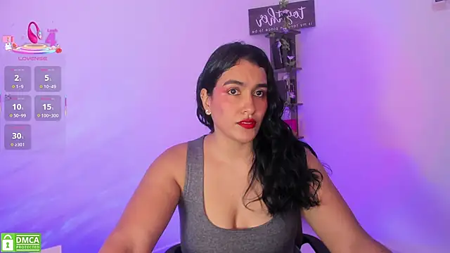 Snapshot of isabella_aristi03 chatting on 10-11-25, 03:39 isabella aristi03 online show from 10-11-25, 03:39