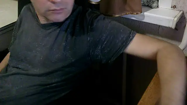 Snapshot of AlDON59 chatting on 12-11-24, 06:31 AlDON59 online show from 12-11-24, 06:31